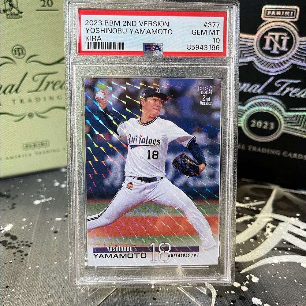 2023 BBM 2ND VERSION KIRA #377 YOSHINOBU YAMAMOTO PSA 10